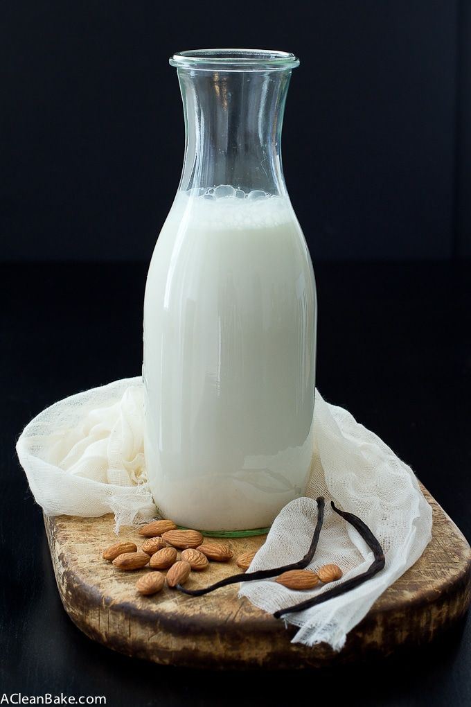 acleanbake's tweet photo. One of the easiest ways to simplify your Whole30? Make your own basics! Check out how easy it is to make your own Homemade Almond Milk!

https://t.co/nCQp7DDfVz https://t.co/XsD5H3qTPw