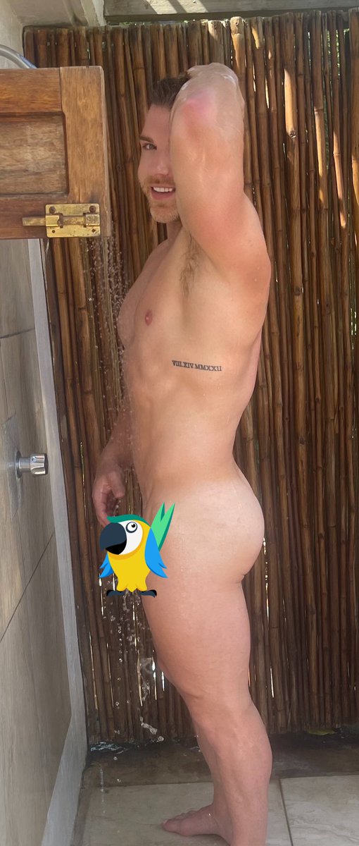 BuffWanderlust's tweet photo. Nature said, ‘Go wild,’ we said, ‘Hold my towel.’ 🌴🔥 #bareessentials #nakedadventure #thirsttrap https://t.co/7iVdE3AU8M