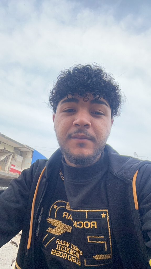 Hi guys
how are you all
I hope you are all well and in good health
I am alive
I need you all in this difficult time
My account is restricted and my tweets are not visible to everyone
Please support my account so we can get past the algorithm
Follow me, retweet, quote, and leave