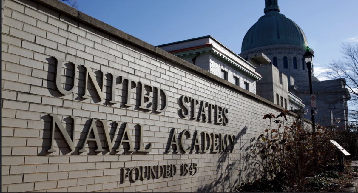 Blessed to receive an scholarship from <a href="/NavyTFXC/">Navy Track & Field / Cross Country</a> for Track &amp; Field (10/24/2024) #AGTG🙏🏽 <a href="/coachwilbanks/">David</a> <a href="/coachpooQCabn/">Brandon Garner</a> <a href="/qcitybulldogs/">Queen City Athletics</a>