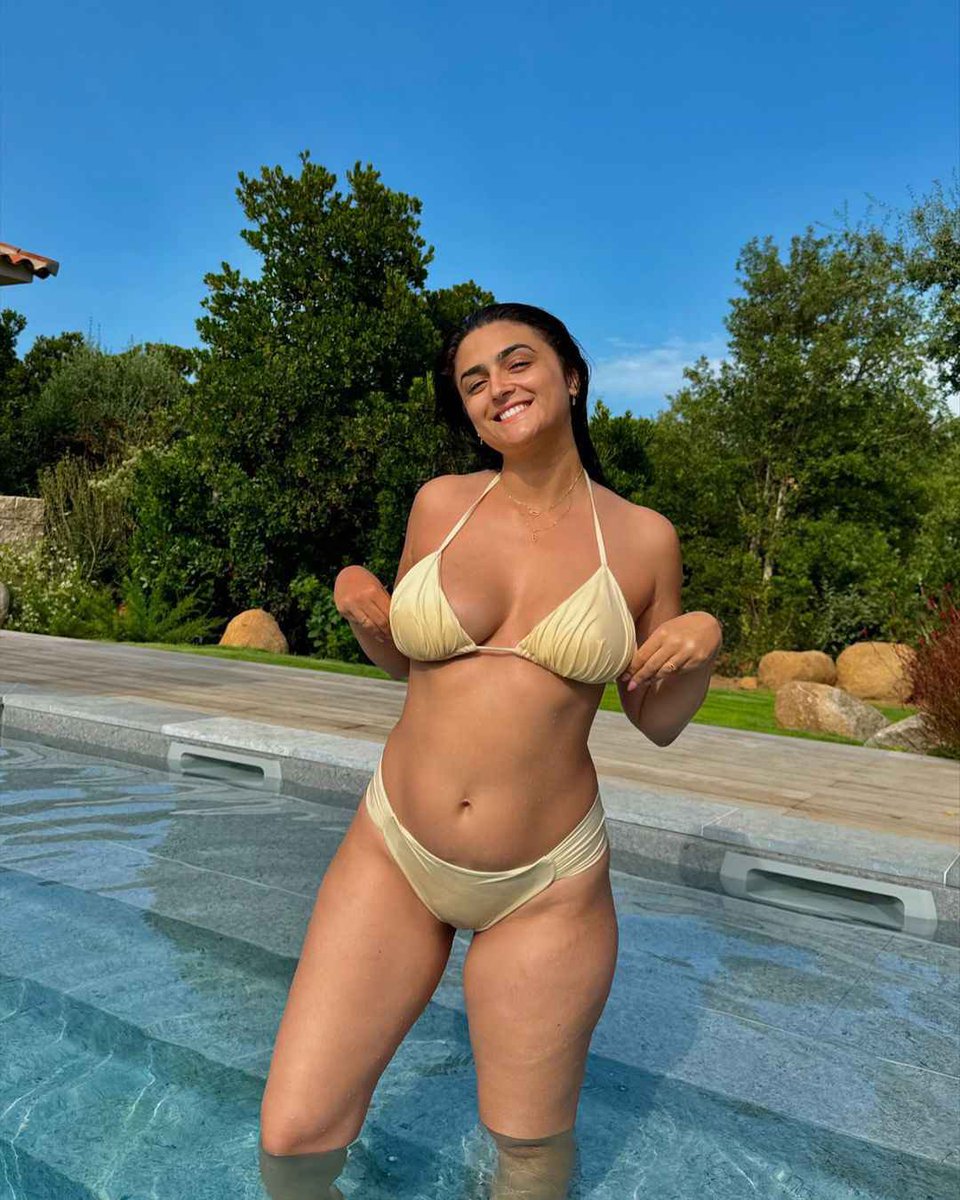 FrInfluenceuse's tweet image. lenna vivas✨