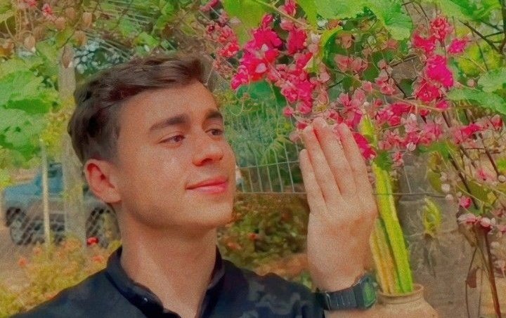 pesquisas_elige's tweet image. 🚨SUGESTÃO URGENTE: Peço que COMPARTILHEM. Se eu fosse membro da equipe de comunicação de @LulaOficial, simplesmente pediria que o Presidente gravasse um vídeo desafiando diretamente o Deputado Federal @nikolas_dm no que diz respeito ao Imposto de Renda. Nele, diria que, se o