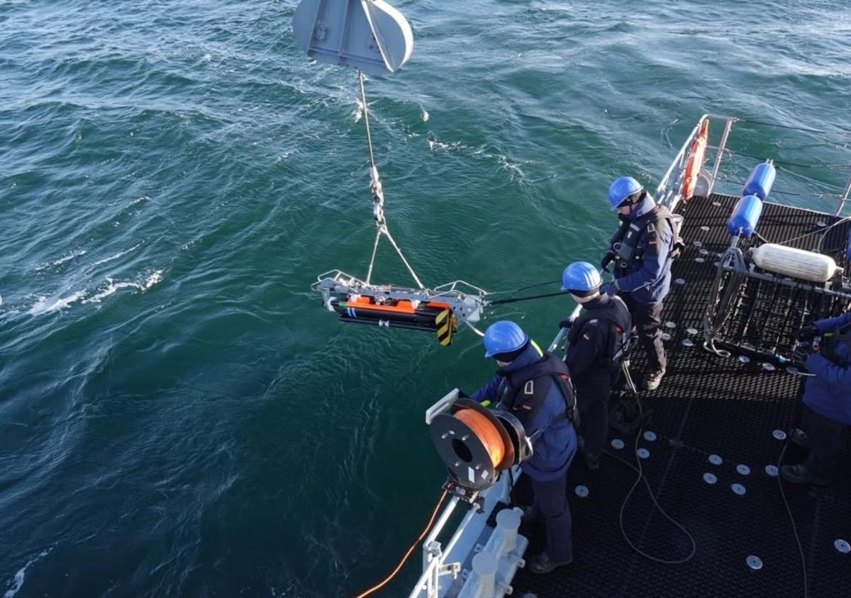 NATO’s Baltic Sentry Steps Up Patrols in the Baltic Sea to Safeguard Critical Undersea Infrastructure
<a href="/NATO/">NATO</a> <a href="/NATO_MARCOM/">NATO Maritime Command</a>  #NATO #BalticSea #BalticSentry #AUV #UUV #CUI #underwater #criticalinfrastructure
oceanroboticsplanet.com/natos-baltic-s…