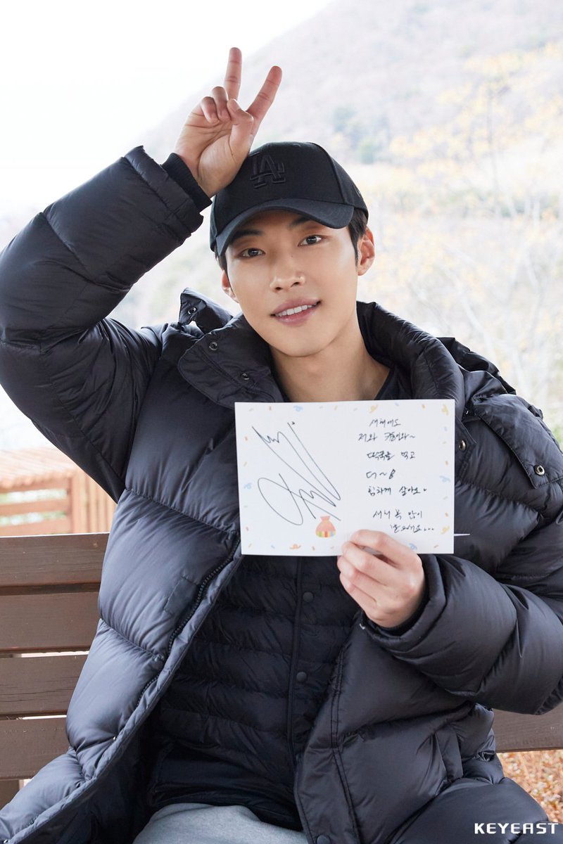 limdewoo's tweet photo. 새해 복 https://t.co/NlmwEidkPV