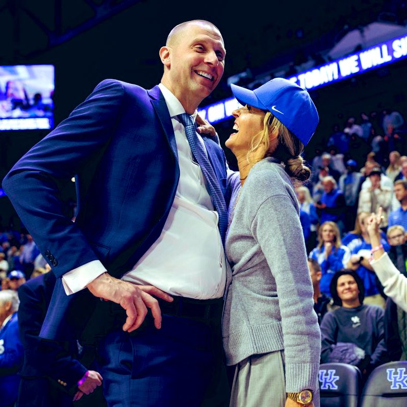 Buddy 🏀😼 tweet media