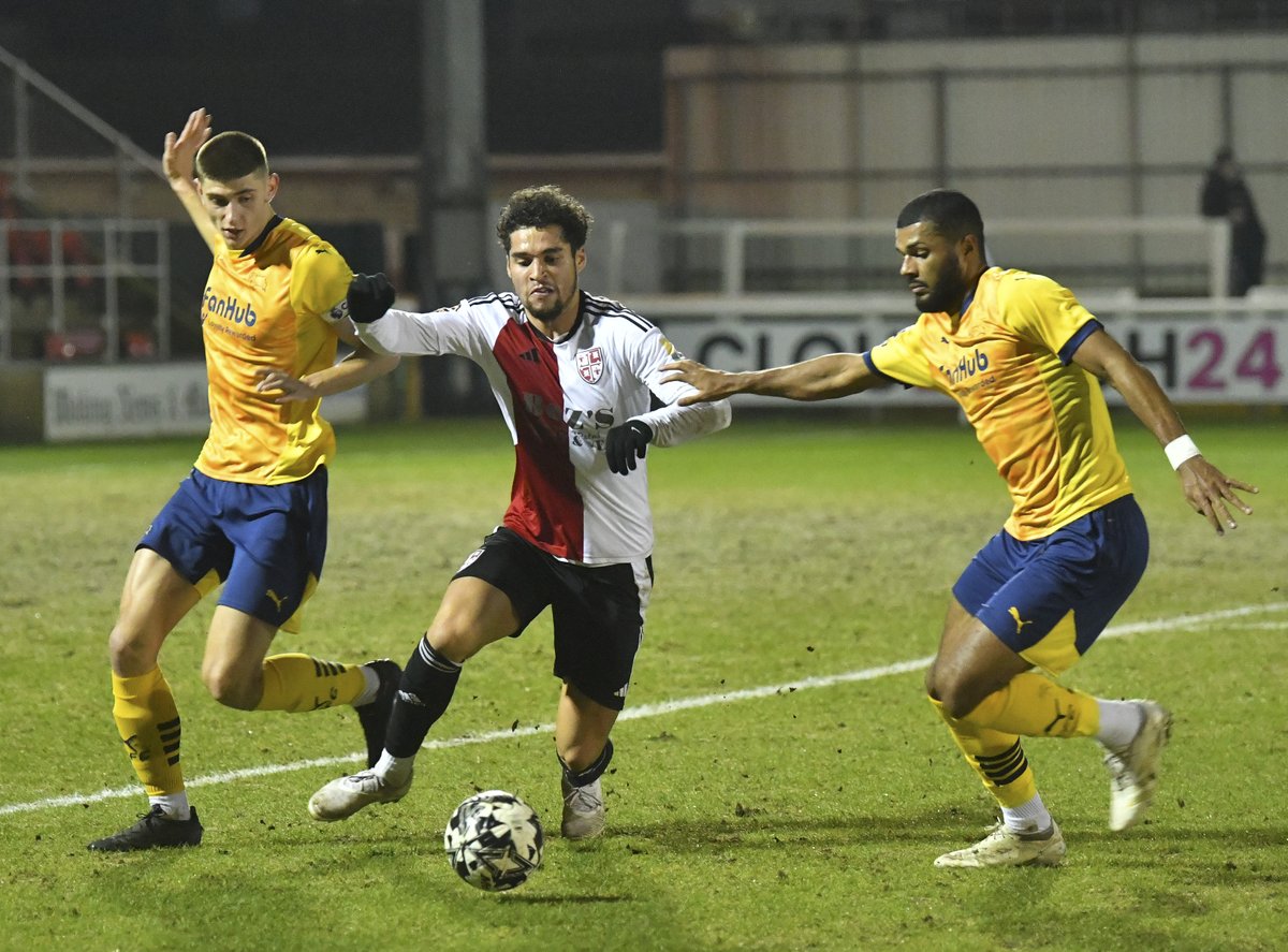 davidholmes54's tweet photo. Photos from @wokingfc v @dcfcofficial U21 - https://t.co/YIVv2tu2gi
Pics by me. https://t.co/AIR7E6MDMW