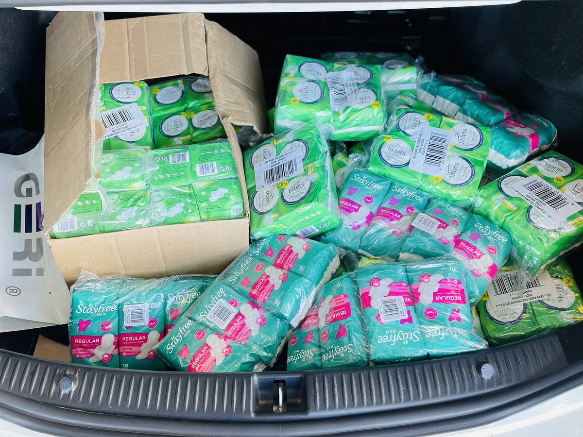 IsaacHFound's tweet photo. Thank you Nhlanhla Mhinga for donating sanitary towels to Isaac Hlungwana Foundation, we sincerely appreciate you for choosing us. We dont accept cash/EFTs, only donations in kind. “Together, we fight inequality to end poverty and injustice” https://t.co/jmssw2WDtm