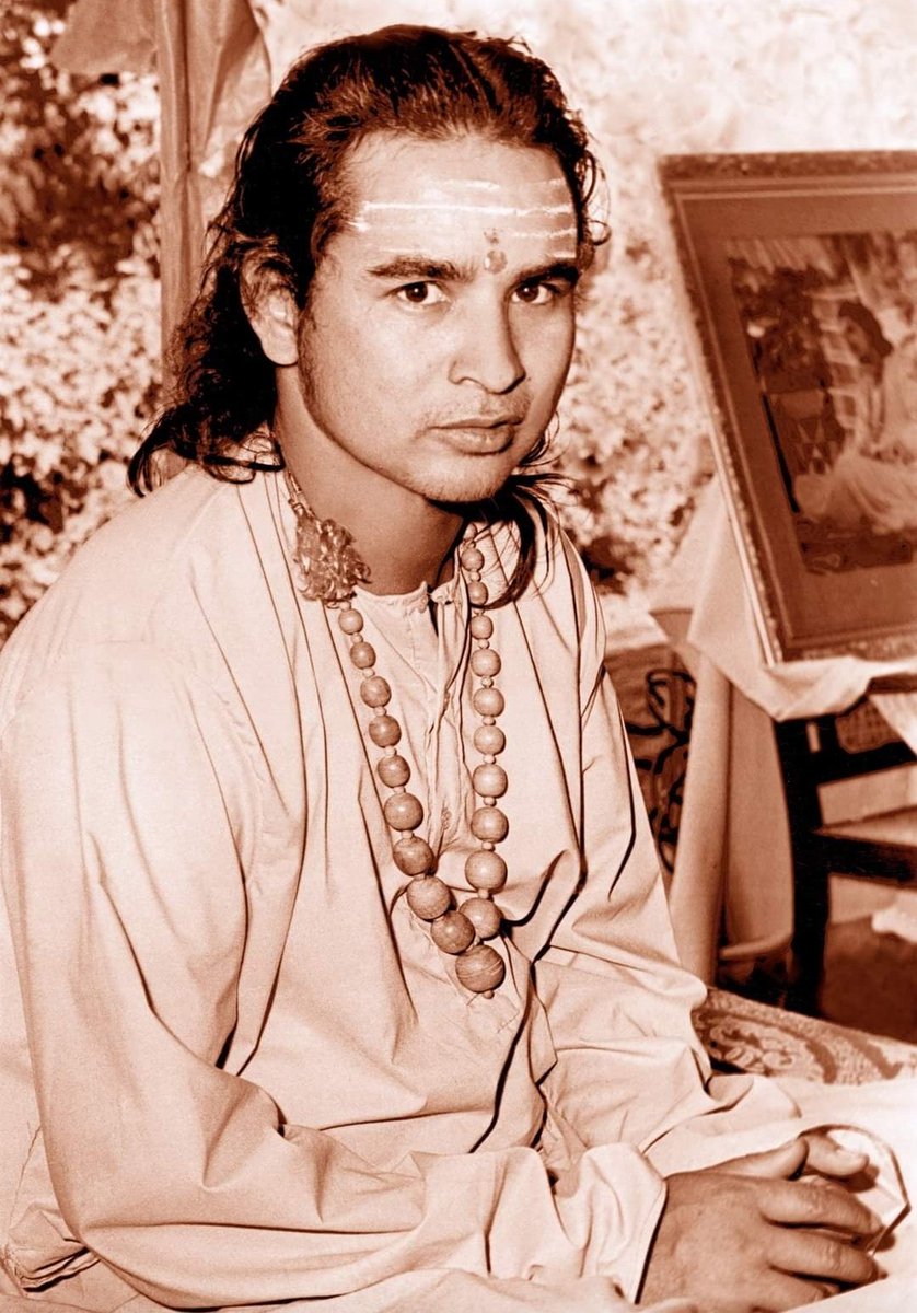 NeemKaroliiBaba's tweet photo. 🙏🏻
जय बाबा हैड़ाखान की 
ये साक्षात शिव के अवतार थे 
रानीखेत के पास इनका आश्रम है https://t.co/zzAfzauoam