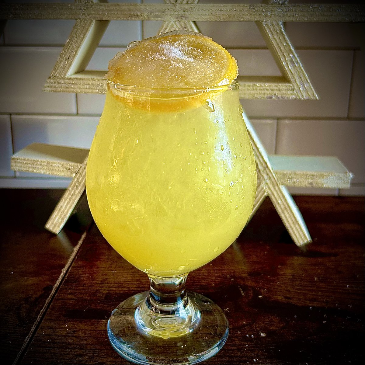 Consider this your friendly Wednesday reminder that our January Crush of the Month, The Frosty Navel is available for just $6 today! Can't make it in this afternoon? It's available daily🍹#parktavernsp #severnapark #parklife #maryland #md #drinklocal