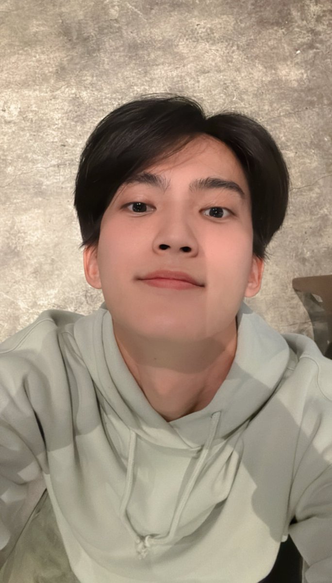 FirstLoveofc_'s tweet photo. #FirstfhBroadcast
วันนี้เจ้าเด็ก enjoy eating มาก 🥺 มีความสุขมากเลยใช่มั้ยเนี้ย น่ารักจัง 🧡
#First_Chalongrat #รักแรกของเฟริสท์ https://t.co/3iDBmVB3Oj