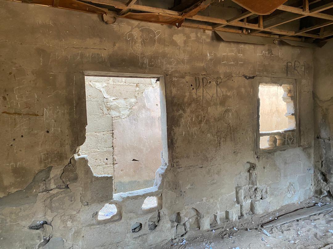 Assalamu Alaykum, we urgently need  help from the Ummah to renovate/expand this Islamic school (islamiyya/ilekewu) Currently the  students face significant challenges as seen in the pictures.

Adamu Biu Maryam
FCMB
7475881014

📍Ngurore Yola

PLEASE RETWEET may Allah bless you