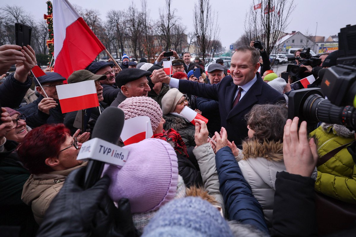 Karol Nawrocki tweet media