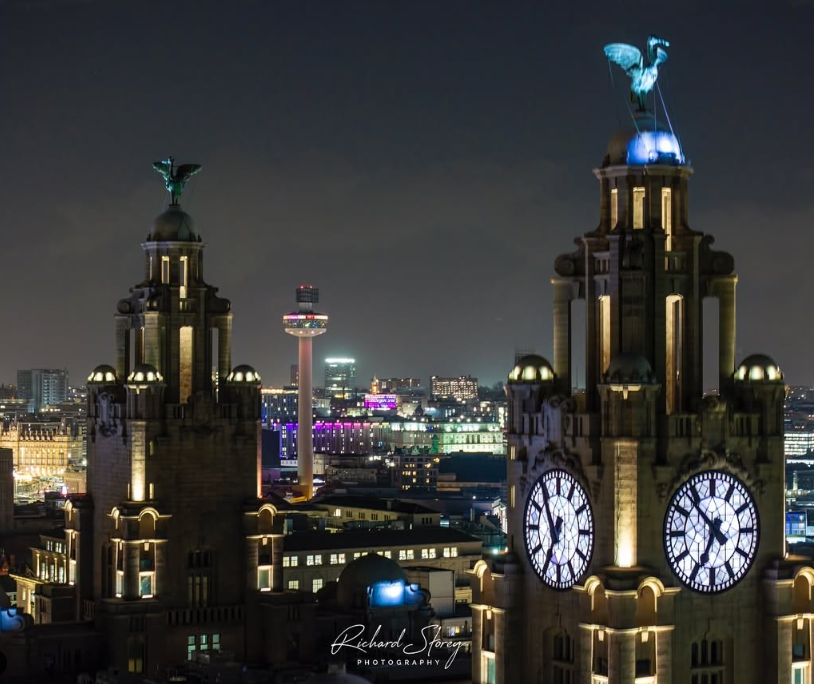 RLB360's tweet photo. What an incredible clear night view!
Get your very own #birdseyeview on the Royal Liver Building 360 Tour!
For more information, visit https://t.co/LzUJsIHWdC
📸@richard_storey
#rlb360 #tour #liverpool #thingstodoinliverpool #getabirdseyeview https://t.co/sqfEkke4g5