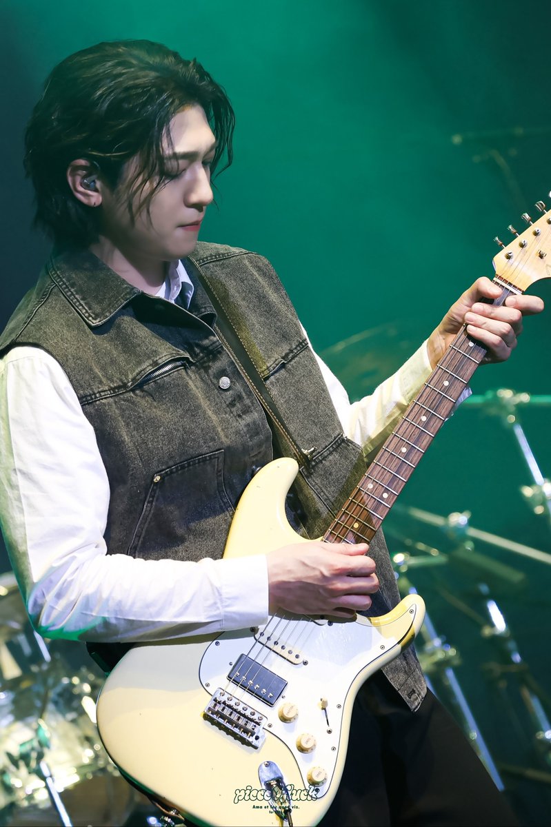 #동화처럼_따뜻한_데장_생일축하해
#STAY_WITH_SUNGJIN