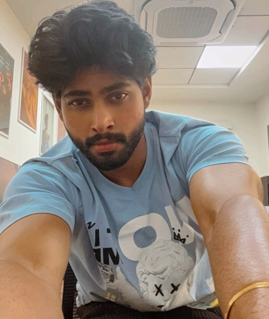 He mesmerizes you with his looks 😍