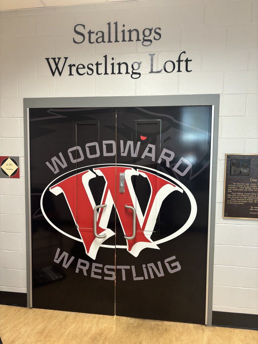 The Johnny O. Stallings Wrestling Loft doors got an upgrade today! The wrap designed by Gold Rush Designs and he nailed it!
#CircleW #ExpectToWin