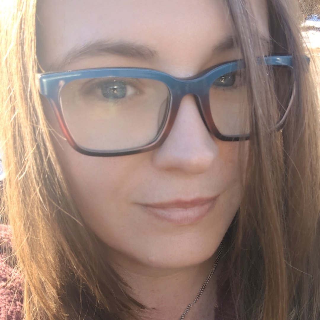 #NewProfilePic chopped my hair off on my lunch last week figured I'd update here.