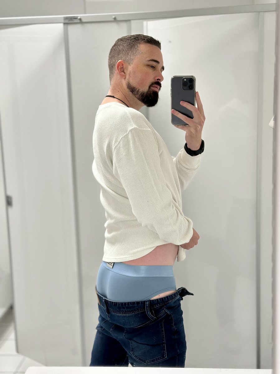 Just received my new briefs from <a href="/B2LDSTUDIOS/">B2LD STUDIOS</a> and I’m in love. This is one of six colours I got and is quite possibly the most comfortable underwear I’ve ever owned. Definitely check them out!