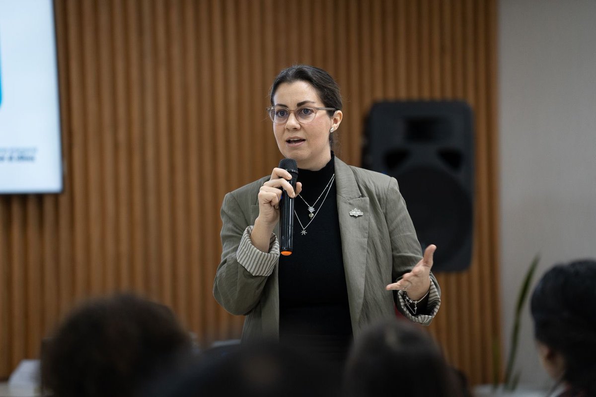 AlianzaExClima's tweet photo. Y para las empresas se eligió a @Diageo_News, representado por @sofiaherm . https://t.co/2DlJndVoIV