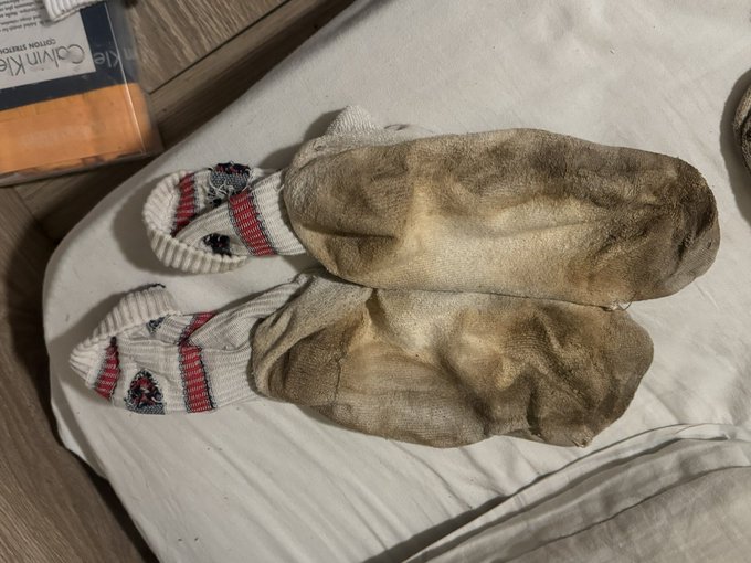 Watch sniffme_sk8boy's leaked NSFW photo on TwXstars