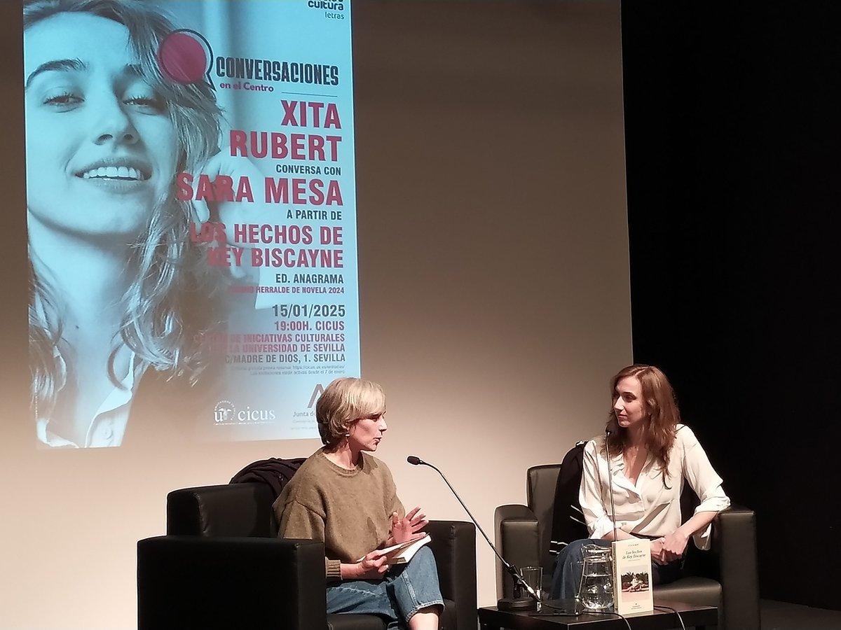 📷Hoy hemos tenido un encuentro en #CICUS <a href="/unisevilla/">Universidad de Sevilla</a> con <a href="/XitaRubert/">Xita Rubert</a> que ha conversado con Sara Mesa sobre el proceso de creación de "Los hechos de Key Biscayne", Premio Herralde de Novela (<a href="/AnagramaEditor/">Editorial Anagrama</a>).

Organiza: <a href="/letrasandalucia/">Centro Andaluz de las Letras</a> (@culturacuenta)