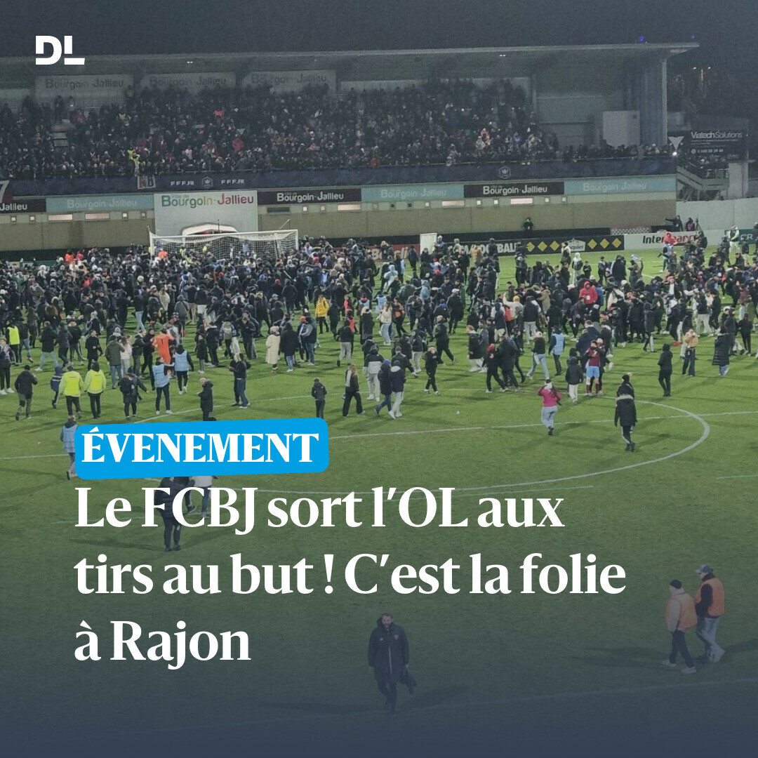 LeDLisere's tweet image. 🔥🔥🔥🔥🔥 C'est fini ici à Pierre-Rajon, le stade chavire complètement, les supporters envahissent la pelouse ! Le FCBJ bat l'OL aux tirs au but (2-2, 4-2 aux tab) et se qualifie pour les 8es de finale de la Coupe de France !