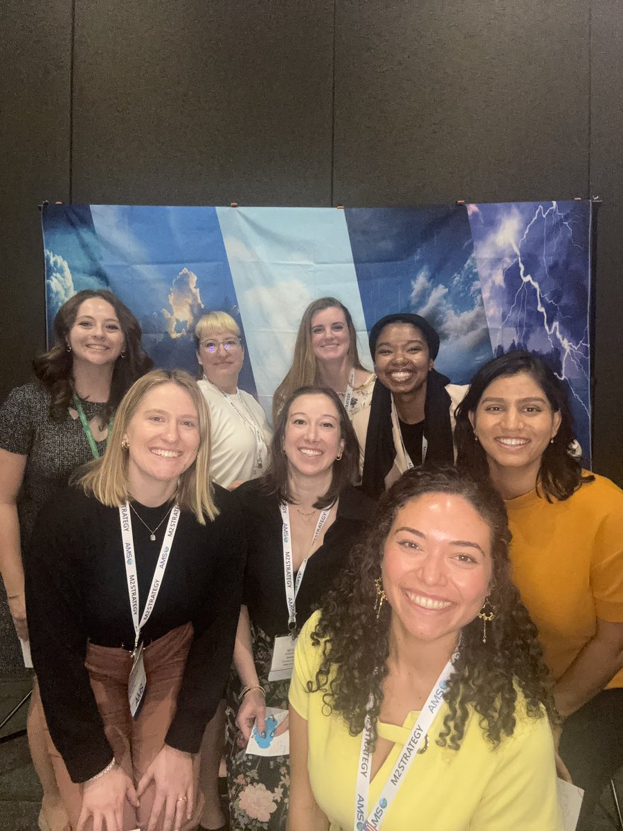 Delian_wx's tweet photo. It was great meeting these ladies at the #ams2025 Women’s luncheon 🌤️

#amsbraid #amswomen https://t.co/czOmP7RSdo