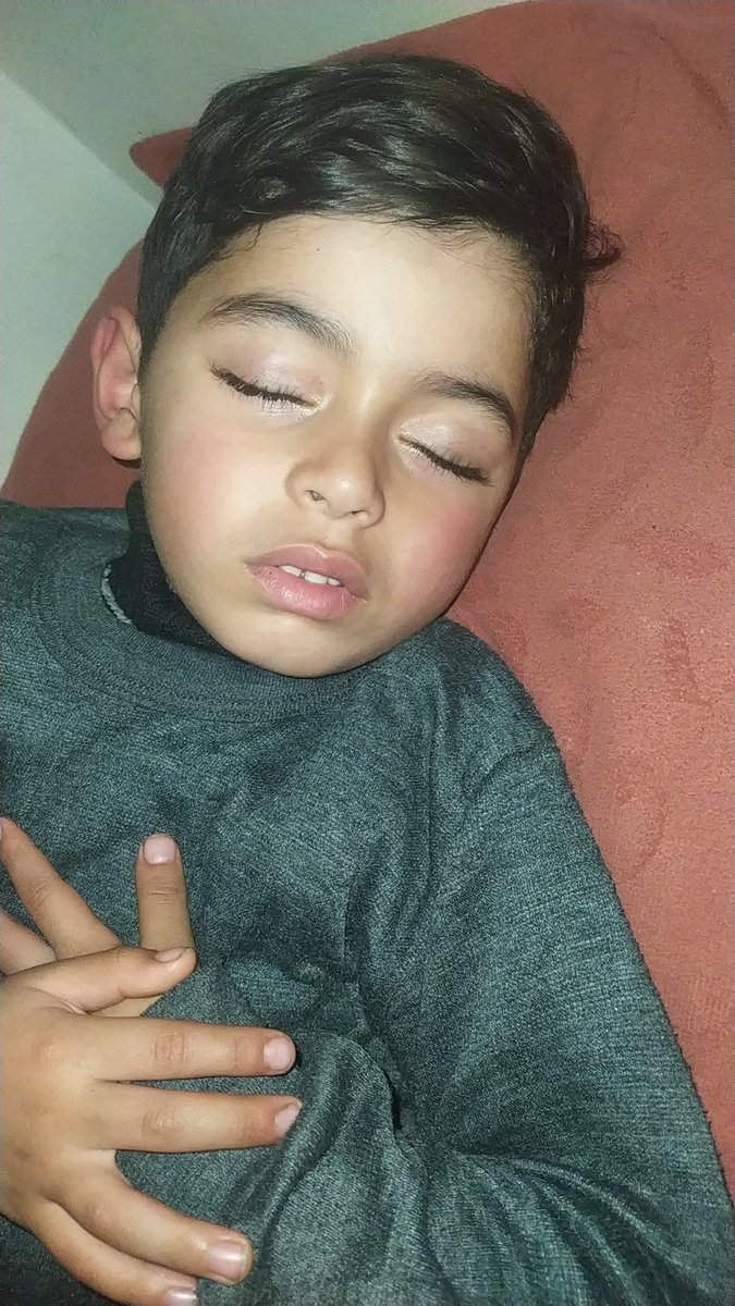 I don't know what my children's fault is that they have to live through all this?😭 I don't know what my child's fault is that he sleeps hungry?😭 I don't know what mychild's fault is that he suffers from illness and I don't have money to buy him medicine?
fundahope.com/en/campaigns/h…