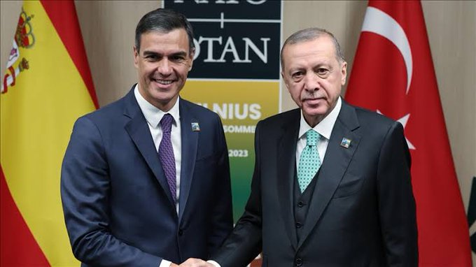 MASAOMORITR's tweet photo. #Spanischer Premierminister #Sanchez:
Die #Türkei ist sowohl ein globaler Entscheidungsträger als auch eine regionale #Macht, und wir werden unsere Beziehungen zu Türkiye weiter stärken. https://t.co/QmOllnNBZ8