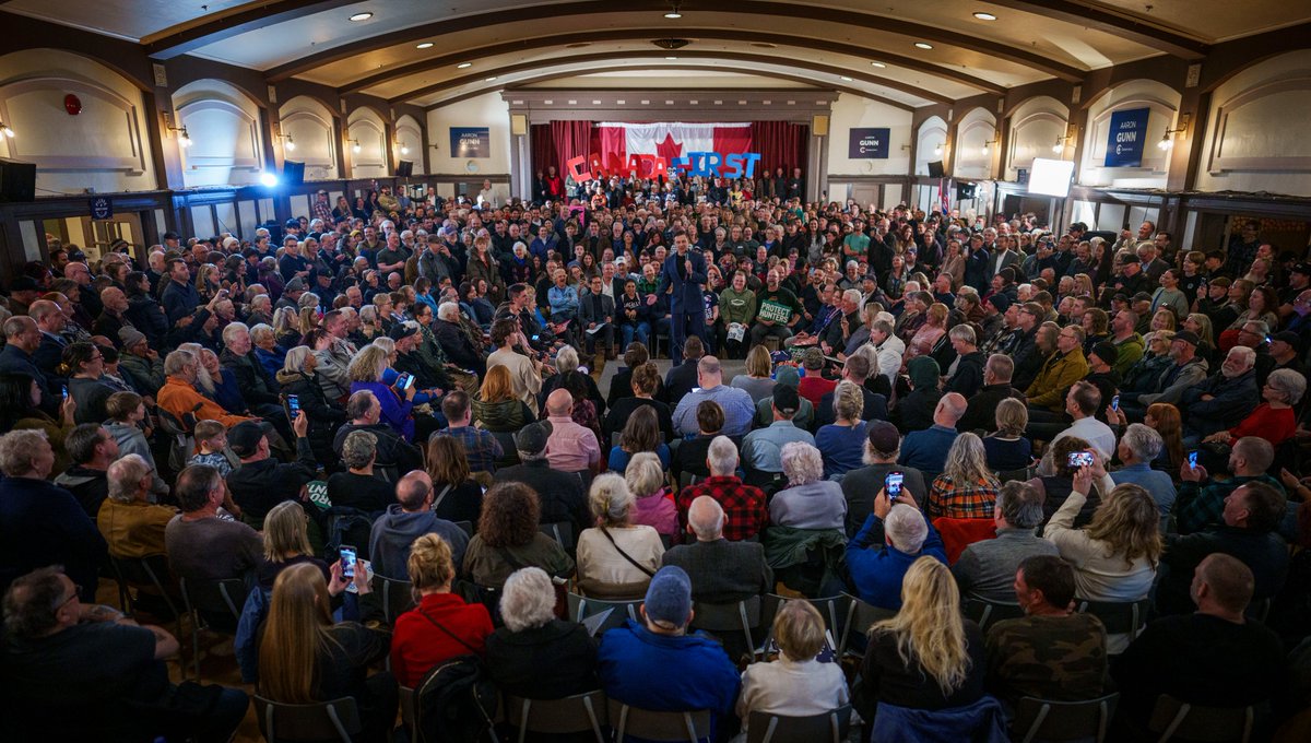 PierrePoilievre's tweet photo. More than 1,000 common sense Canadians in Powell River came out last night to send one message: 

Call an axe the tax election now to fire the NDP-Liberals and send their costly agenda packing. 

Sign here to join them: https://t.co/HVc3qCG7ZX https://t.co/nS6Tylgltm