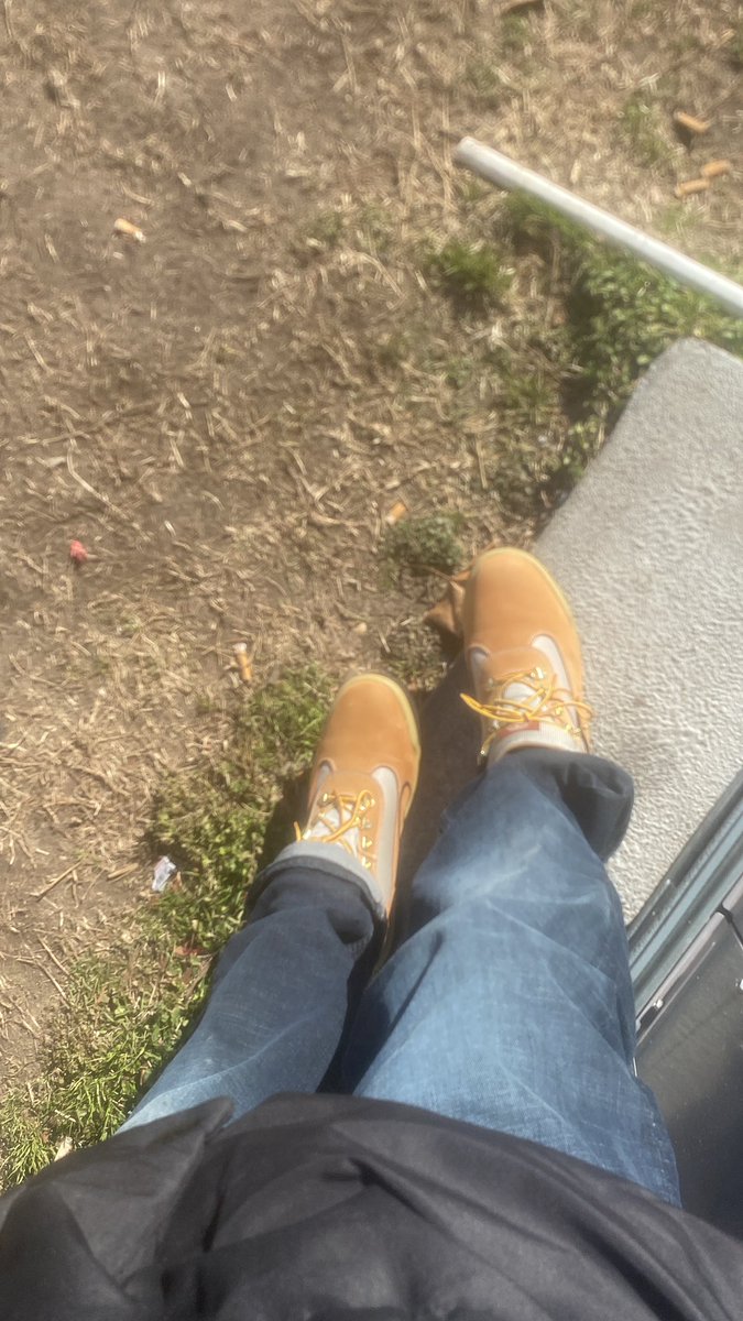 Cheeko_5's tweet photo. Gotta keep ah fresh pair or 3……. 😎😎 https://t.co/GsyLJgEn37