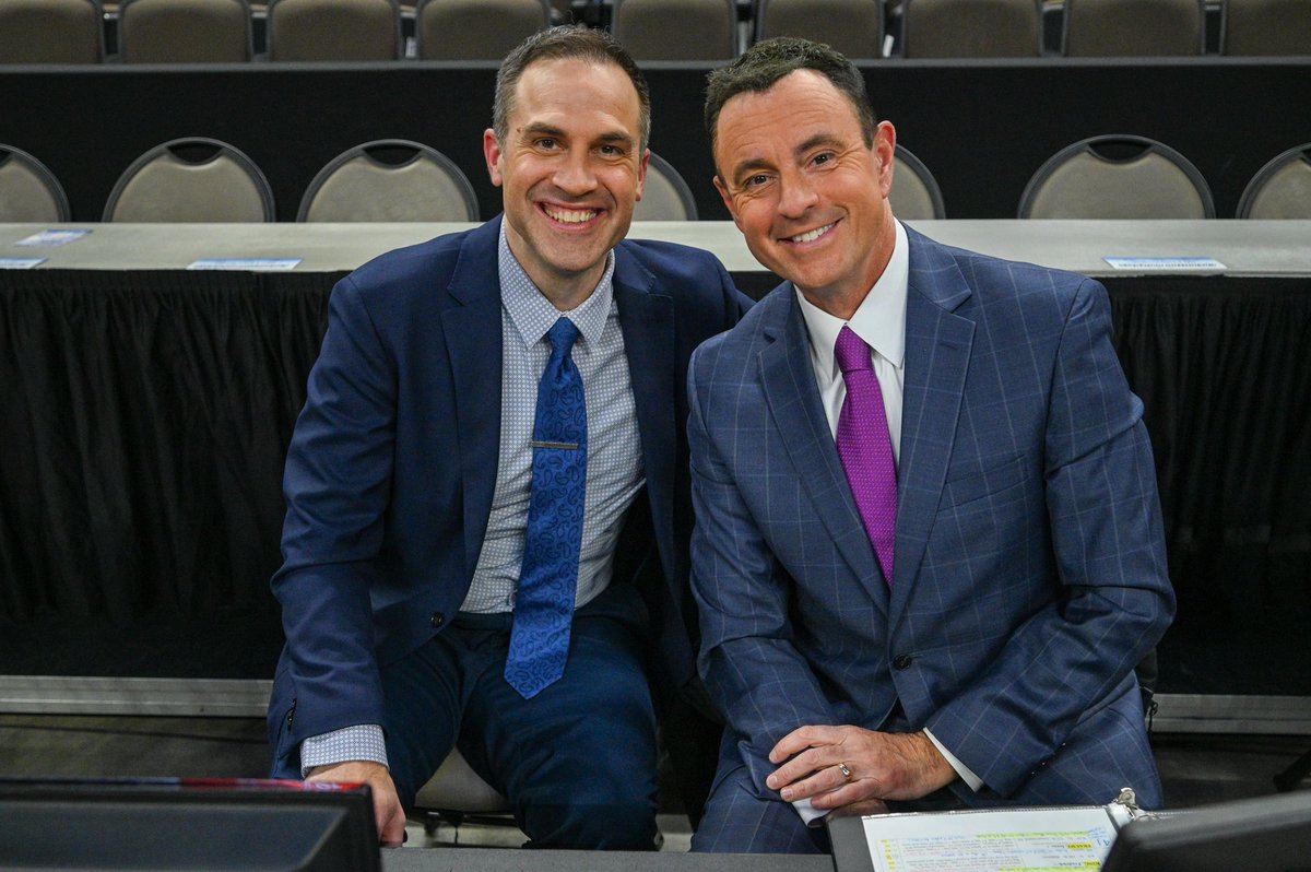 Simply the best #hangitinthelouvre <a href="/schicknickshow/">Schick and Nick Show</a> <a href="/kevinkugler/">Kevin Kugler</a> <a href="/NickBahe/">Nick Bahe</a>