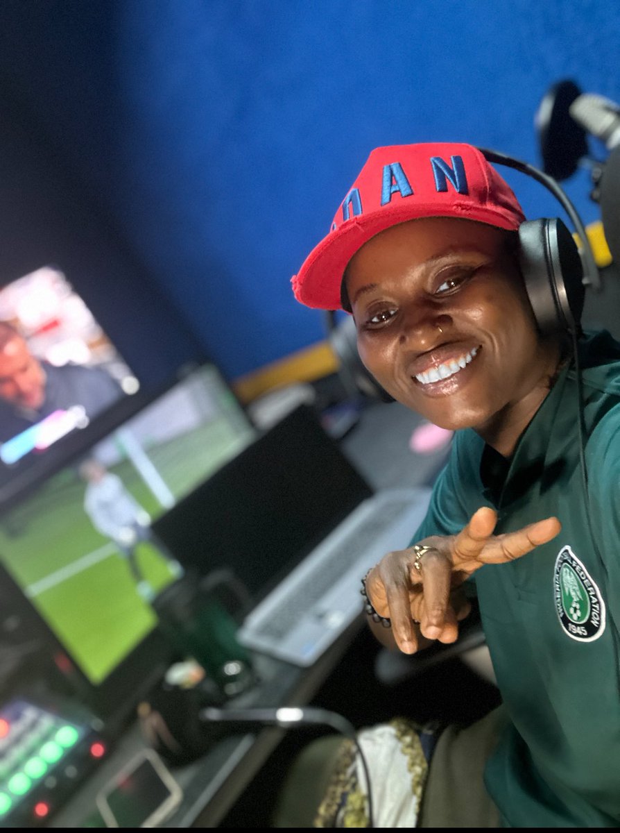 OfficialSuo's tweet image. God of banter abeg run dis matter tonight. I’ll be your #OfficialPidginCommentator for the first #NorthLondonDerby of 2025. ⚽️🎙️
Catch the game live @SuperSportTV x @dstvng Ch203 change the language options to pidgin &amp;amp; we good to go. 😊🤝

#EnergyChief
#ChiefSuo
#Arsenal…