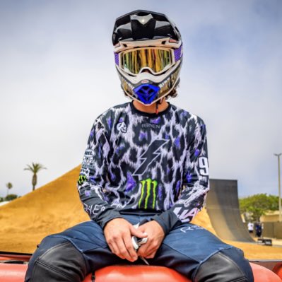 axell_hodges's tweet photo. #NewProfilePic https://t.co/RBUS1xLn8W
