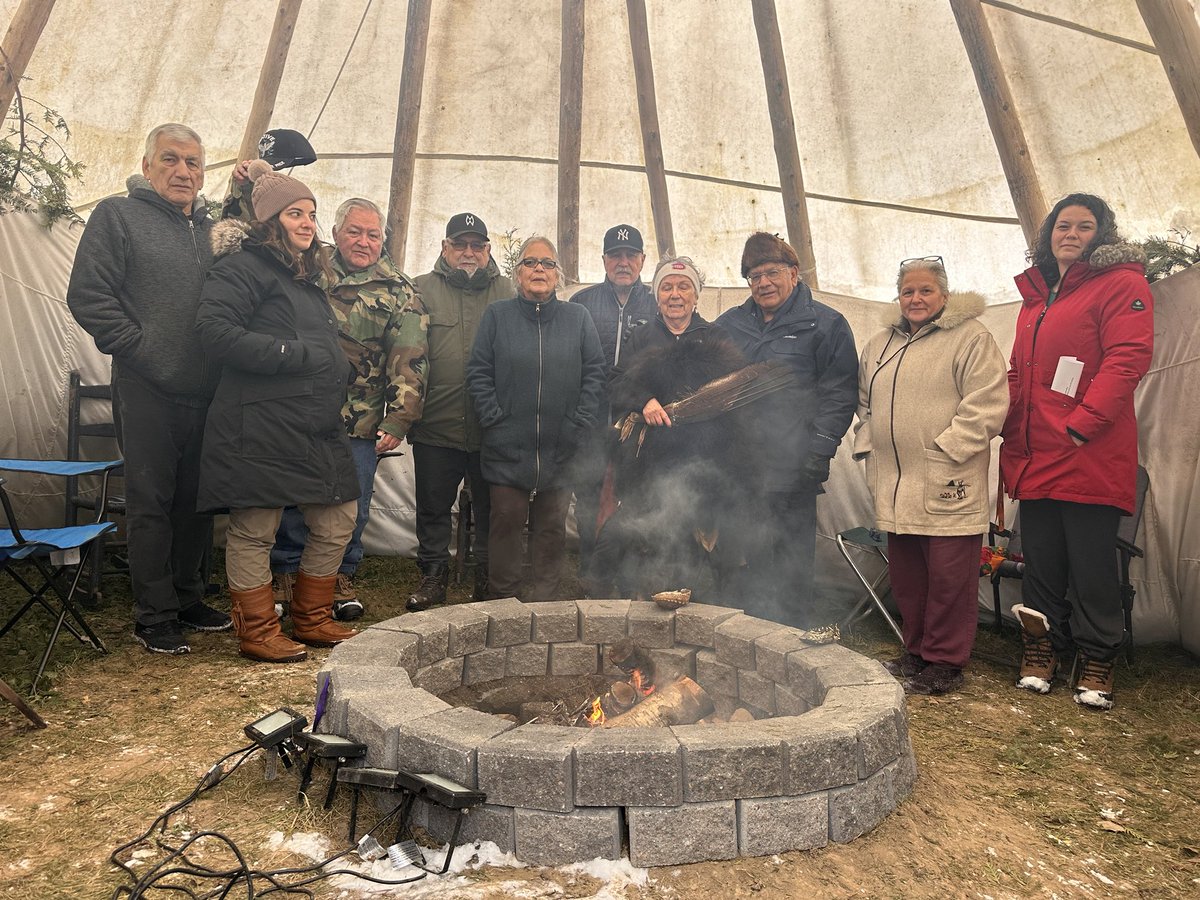 NTetomonosqiton Oluwikonok Kehsinsk ‘Cel Kamahcin ! Nted-mon-noss-gwi-dn  oll-wig-ng. Chel Gaa-mah-chin! Celebrating my 76th birthday today with fellow Elders and Family! Reminiscing around our sacred fire and gifting our shared heart medicine that doesn’t come in bottles! LOVE💜