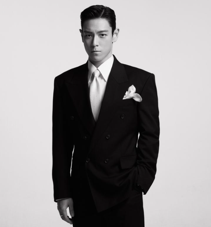 About Music tweet media