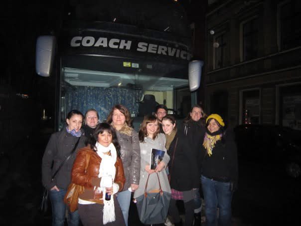 tinyCandyholic's tweet image. 15 years ago!!! Seeing @OneRepublic in a church. kulturkirche in Cologne. 

First time Kani and I  met Claudi! 🥰 

@RyanTedder @browndown ❤️