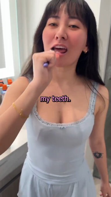 She says it has really strong vibrations https://t.co/2lptziAjEa