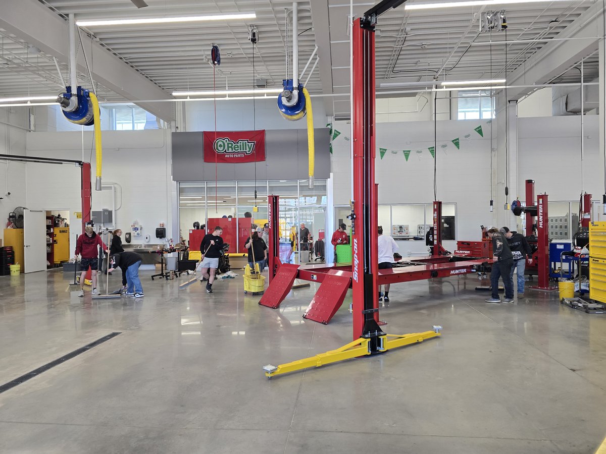 It's great things are returning to normal in Auto Technology I after the significant transition to the new state-of-the-art facility. The students were instrumental in the successful design and organization of the new shop and classroom.
<a href="/RSWolves/">Reeds Spring Schools</a> <a href="/SkillsUSA/">SkillsUSA</a> <a href="/actecareertech/">ACTE</a>