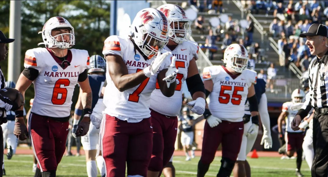 Drewisthename's tweet photo. #AGTG Extremely blessed to receive another offer from @MCScotsFootball @D_Haraway @AL7AFootball @PrepRedzoneAL @HallTechSports1 @HuskyFast #earnit https://t.co/FUrPVnEKJy