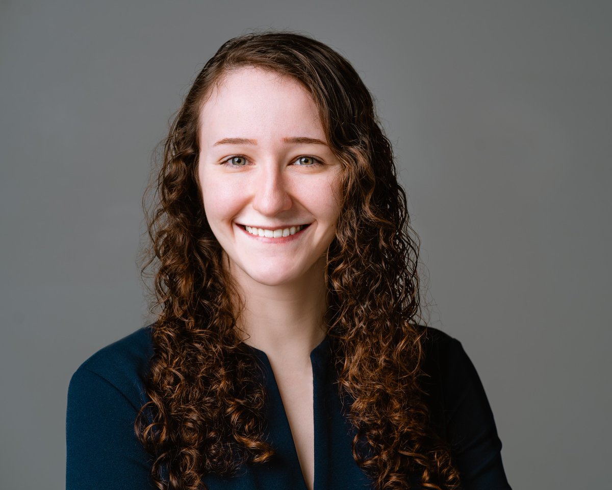 Check out this LVC feature on ENG major Claire Fitzgibbons '20. Following graduation, Claire earned acceptance to an Ivy League law school and now works in CA for a major law firm, Simpson Thacher &amp; Bartlett LLP bit.ly/ClaireFitz #ENGCW #GOLVC #ENGCW_Careers
