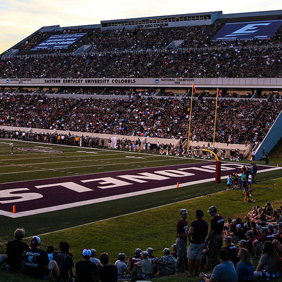 KarlPetersonTE's tweet image. Blessed to receive an offer from @EKUFootball!!
@brady_keeran11 @osoukup @CoachNellyV @JoshAlaeze @PPIRecruits @BCollierPPI @JUCOFFrenzy @nmmibroncos