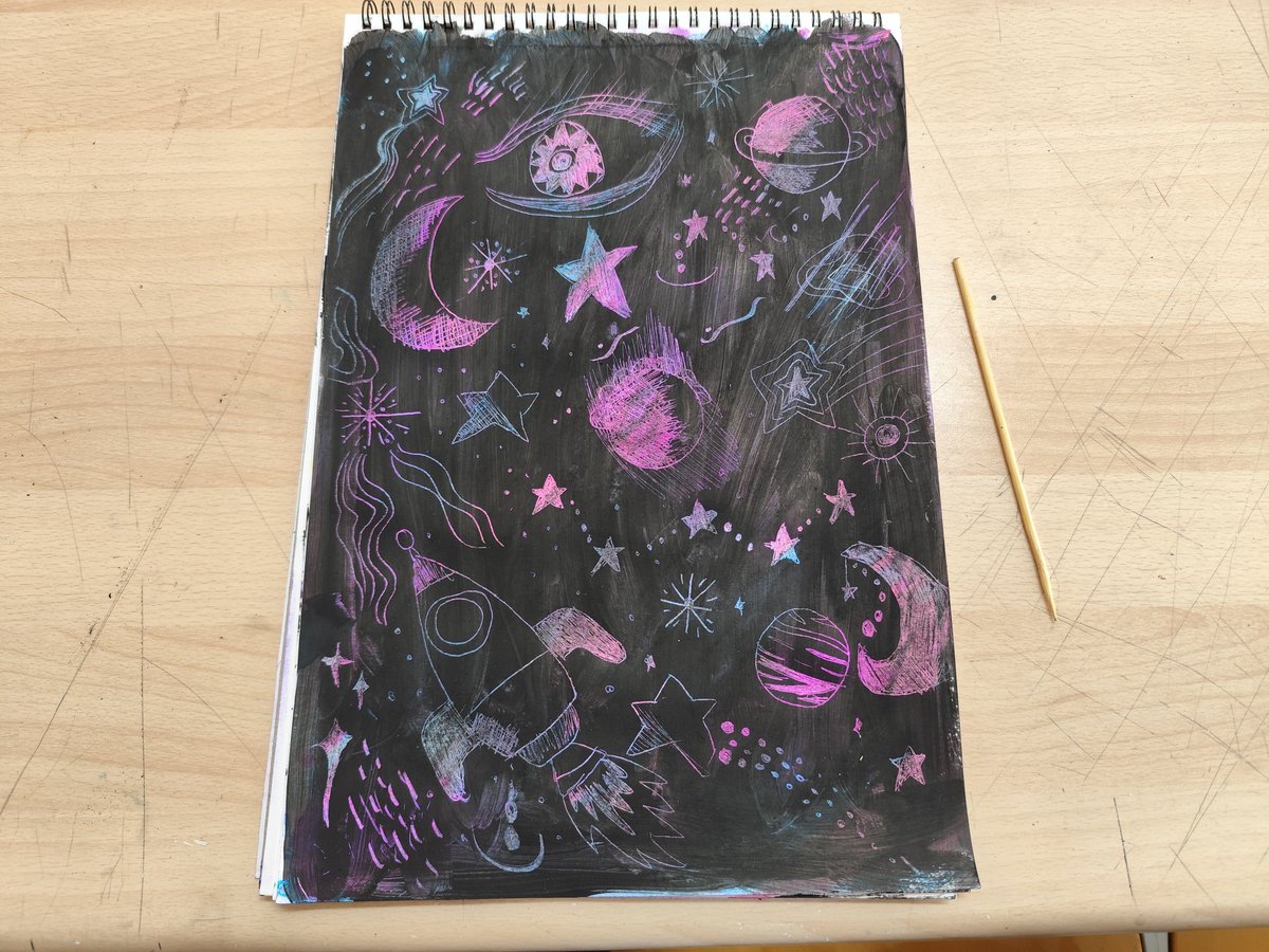 Los alumnos de primero de secundaria de <a href="/ColegioSalliver/">ColegioSalliver</a> aprenden la técnica del #esgrafiado mediante la realización de éstas coloridas prácticas. #arts #crecerenconfianza