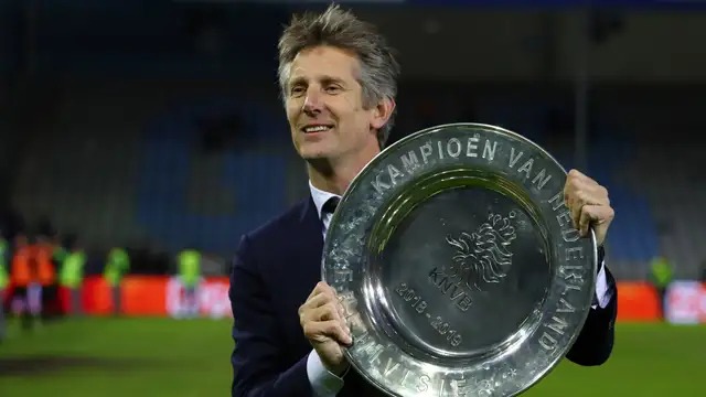 cenceryou's tweet photo. Edwin Van Der Sar Siap Comeback! Legenda Belanda Bicara Soal Masa Depan Di Tengah Spekulasi Susul Patrick Kluivert Ke Timnas Indonesia
#museumbola #beritabola #infobola #timnasindoneisa #timnas https://t.co/Z6TPd2nV07