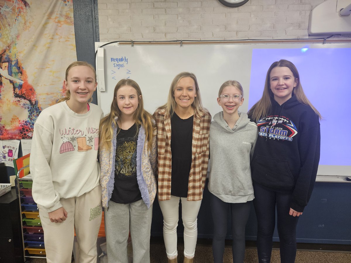 HPCSTORM's tweet photo. Today the #HPCStorm celebrate I ❤️ Public Schools Day! Throughout the day, you'll see posts about how much our junior high journalism students appreciate some of the great educators at HPC! #ilovepublicschools #ilovepublicschoolsday
One awesome educator at HPC is Mrs. Klingsporn! https://t.co/vN0aswRpt4