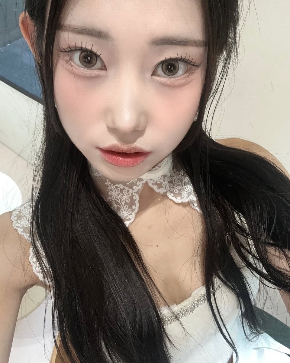 LeeHanheeFeed 🍓 tweet media