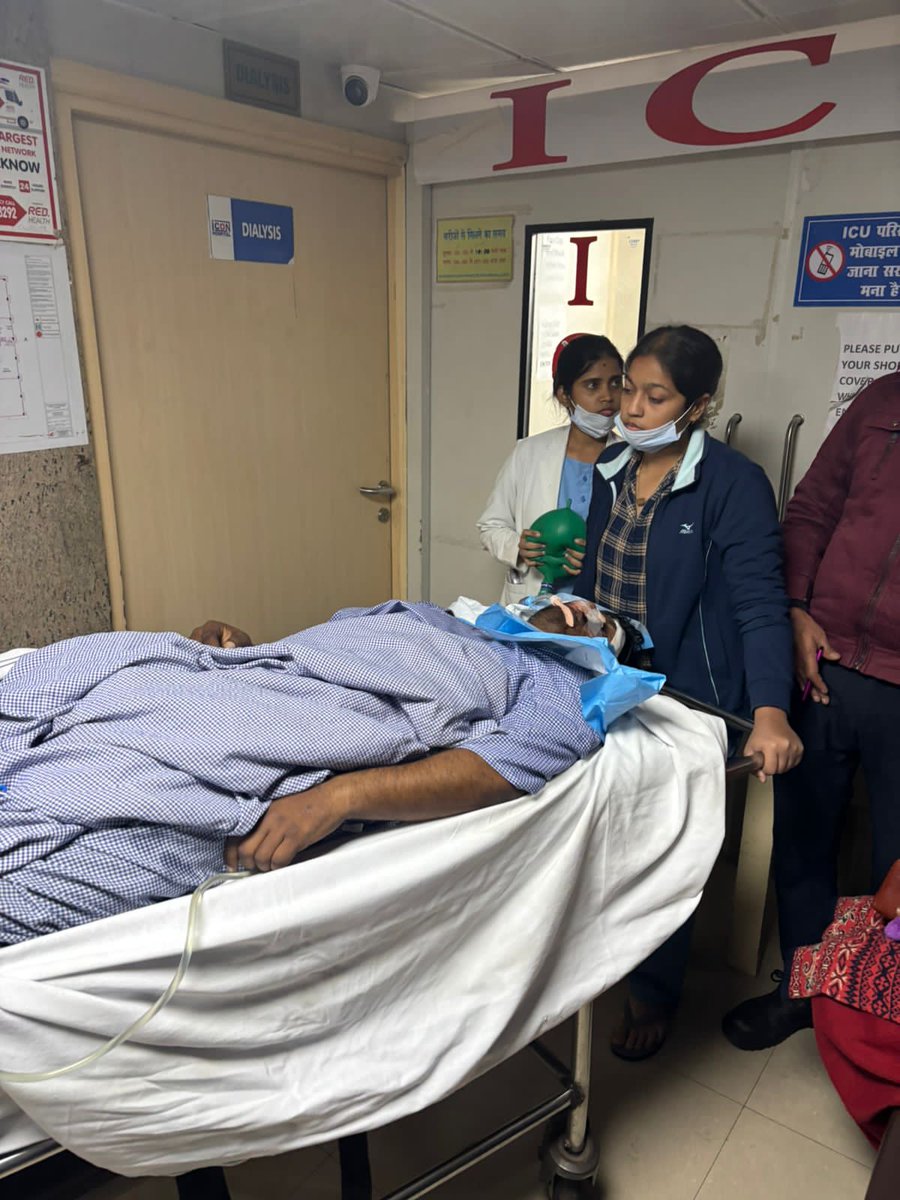 Dr Omkar, CAMP(U.P.)के अंतर्गत ही कार्यरत है, एवं कार्य हेतु ही अपने ब्लॉक पर जाते हुए ये दुर्घटना हुई। CAMP कंपनी को पूर्ण खर्च वहन करना चाहिए। इतनी बड़ी पशुचिकित्सा सेवा प्रदाता कंपनी द्वारा यदि कर्मचारियों का स्वास्थ्य बीमा तक नहीं कराया गया है तो यह बहुत गंभीर एवं निंदनीय है।