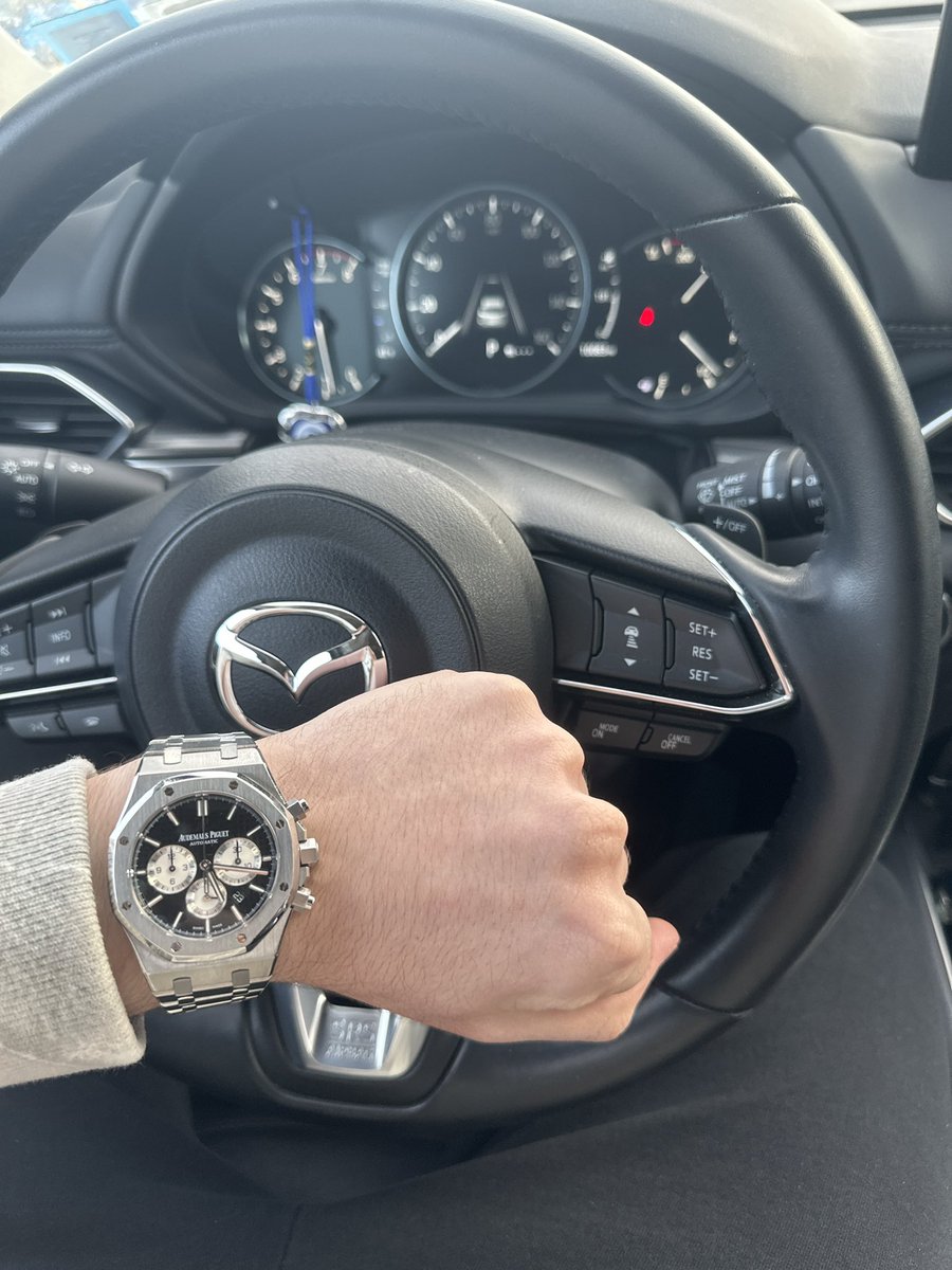 insentos tweet media