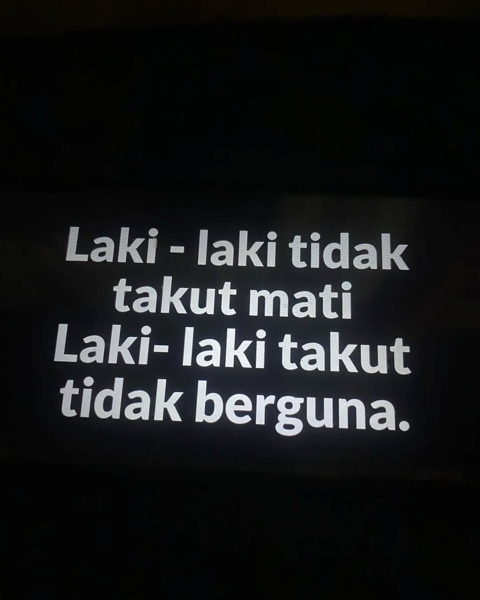 Sebagian laki-laki didunia ini tidak perduli dengan nyawanya, demi membahagiakan wanitanya.
