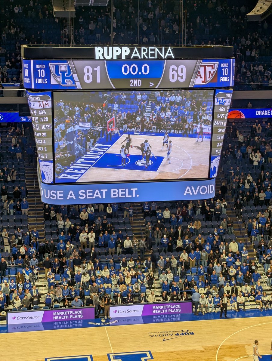 AdamFranzen11's tweet photo. Shout out to @KySportsRadio and @KSBarAndGrille last night! Went to KS Bar and a game at Rupp for the first time with my dad last night! I'm 36 years old but I felt like I was 10! Great experience at the bar! Great food! Won 100% profit boost bet! Great game at Rupp! Go Cats! https://t.co/WO3hZmW4IG